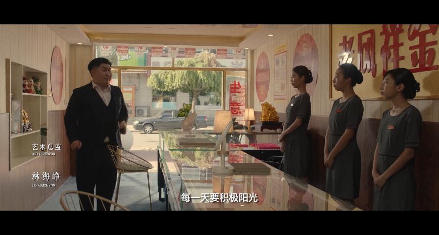 闭嘴，别再骂她低俗