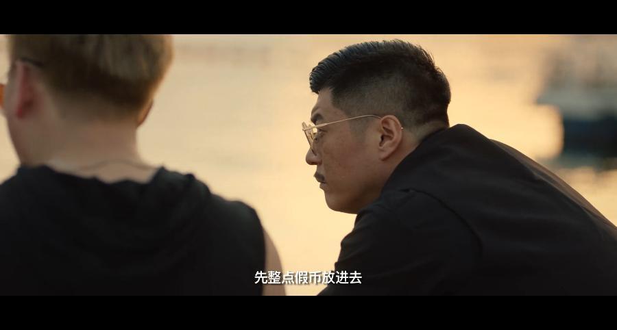 闭嘴，别再骂她低俗