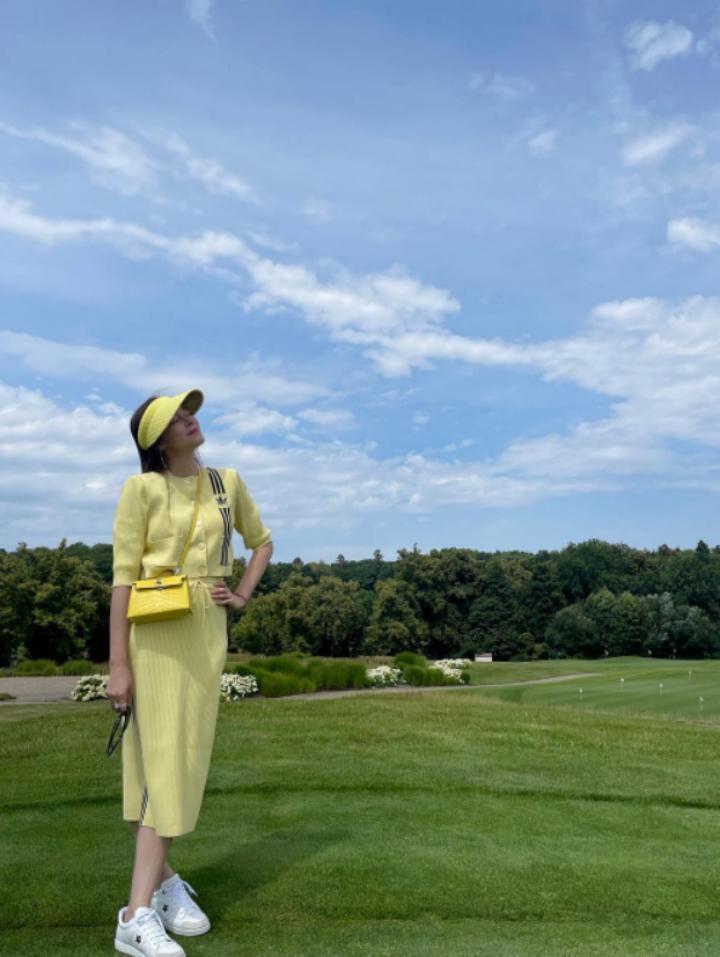 那位曾在费翔身边的舞者，稳坐富士康老板娘竟也15年了…