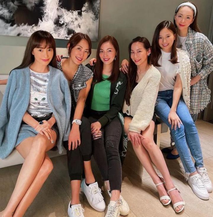 那位曾在费翔身边的舞者，稳坐富士康老板娘竟也15年了…