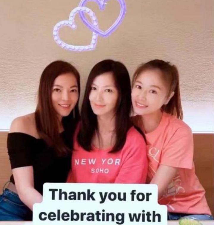 那位曾在费翔身边的舞者，稳坐富士康老板娘竟也15年了…