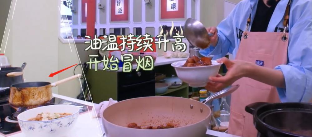 《中餐厅》再惹争议，餐厅失火还慢悠悠，赵又廷沈梦辰被批没常识