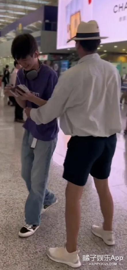 好久不见《爸爸去哪儿》的天天了，15岁身高接近190？