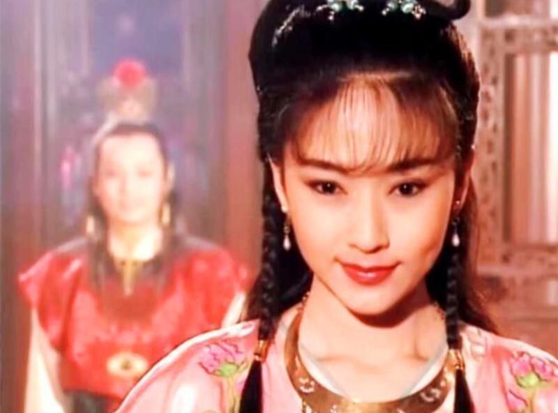 新林黛玉惹争议，几人能撑起气质？有人能锄两亩地，有人从书中走出