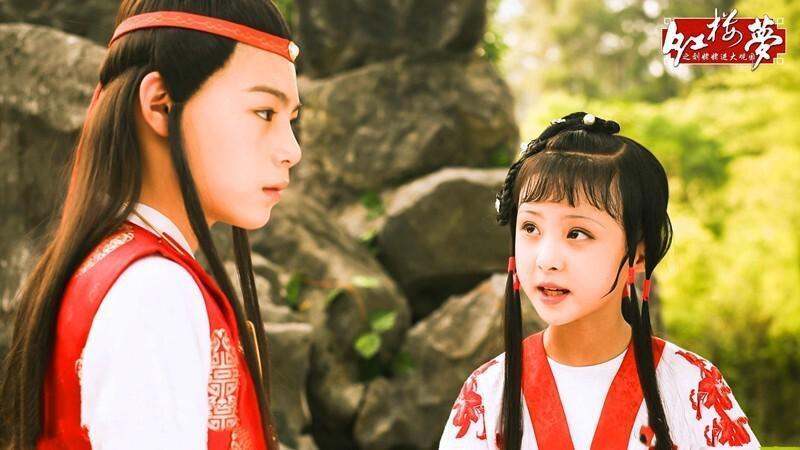 新林黛玉惹争议，几人能撑起气质？有人能锄两亩地，有人从书中走出