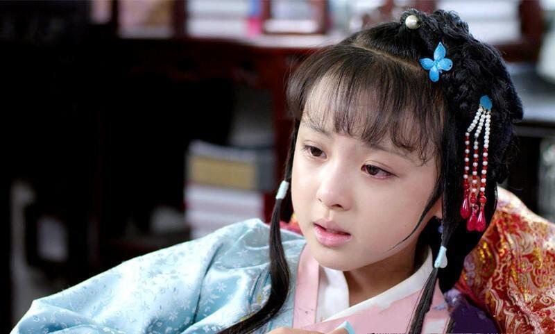 新林黛玉惹争议，几人能撑起气质？有人能锄两亩地，有人从书中走出