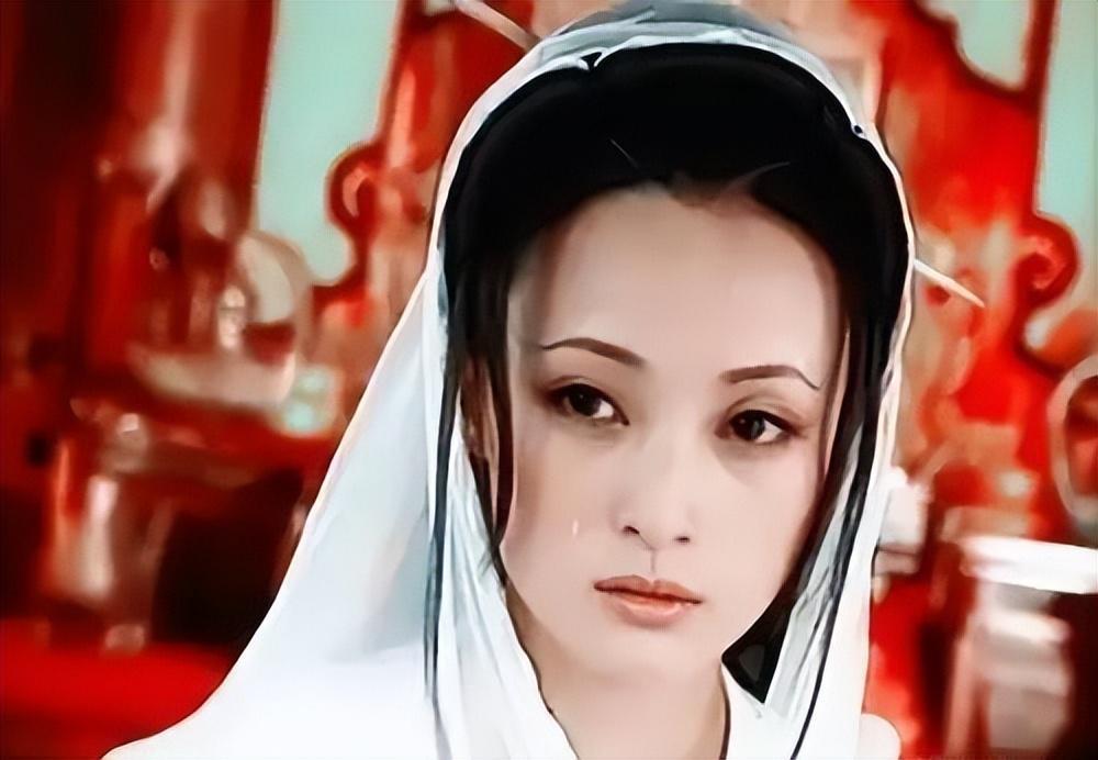 51岁吴越怒撕造谣者：颠覆人淡如菊，如何活成清醒的大女主？