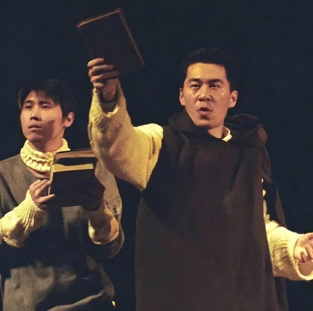 51岁吴越怒撕造谣者：颠覆人淡如菊，如何活成清醒的大女主？