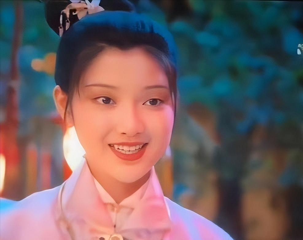 宝玉像书童，黛玉路人相，宝钗丫鬟风，23版红楼梦又要搞砸了吗？