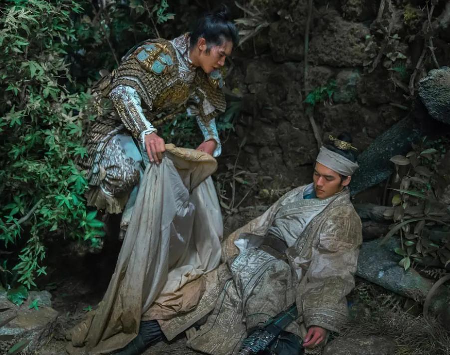 娱乐圈的拜高踩低，在《封神》的“质子团”身上体现得淋漓尽致