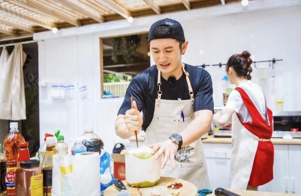 黄晓明豪宅引热议，细扒离婚后资产，这身家和人脉，绝对能更上一层楼