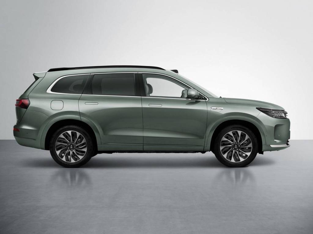 5 亿打造大 5 座，问界新 M7 售价 25.98 万元起