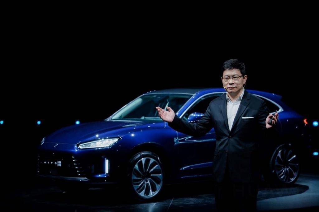 5 亿打造大 5 座，问界新 M7 售价 25.98 万元起