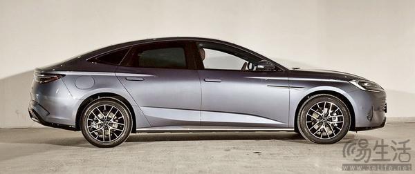 比亚迪海豹DM-i在成都车展开启预售 8月内上市