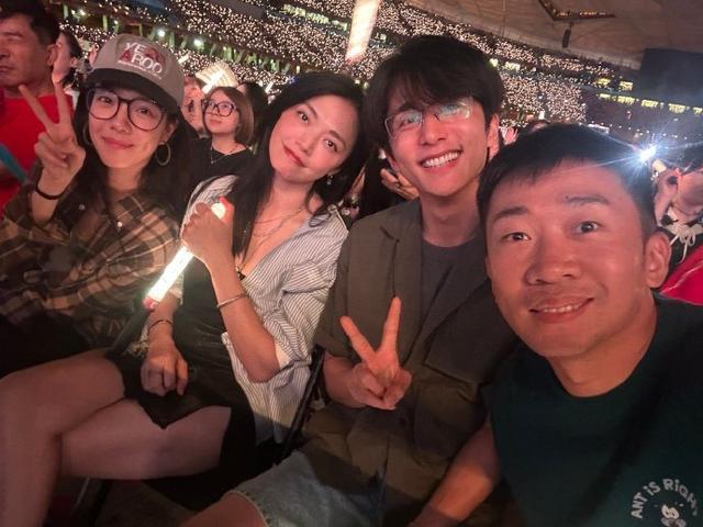 张杰鸟巢演唱会终场 姚晨杨迪张新成庄达菲等现身支持