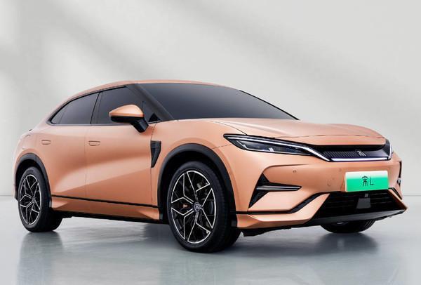 专家：中国汽车业利润已暴跌30%！这是打价格战打的？