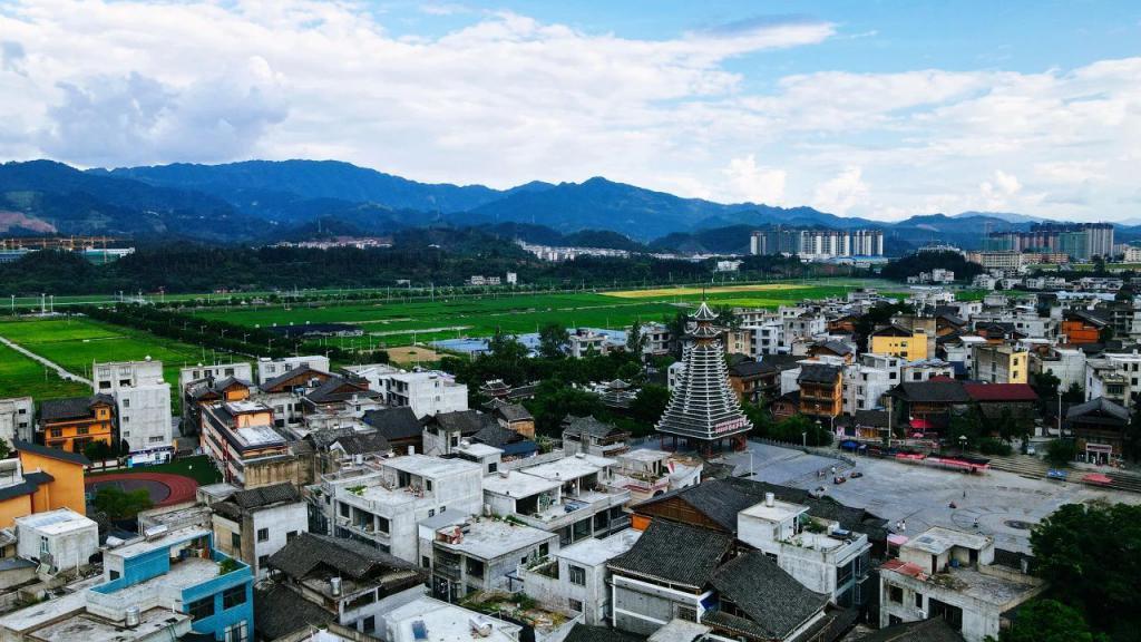 全国爆火的村超，千万别变质