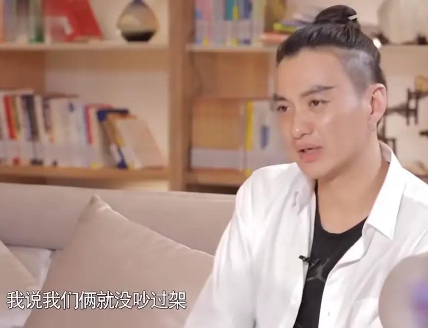 朱丹周一围，越看越假…