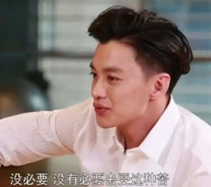 朱丹周一围，越看越假…