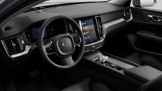 2024 款沃尔沃 V60 旅行车上市，售 30.43 万元起