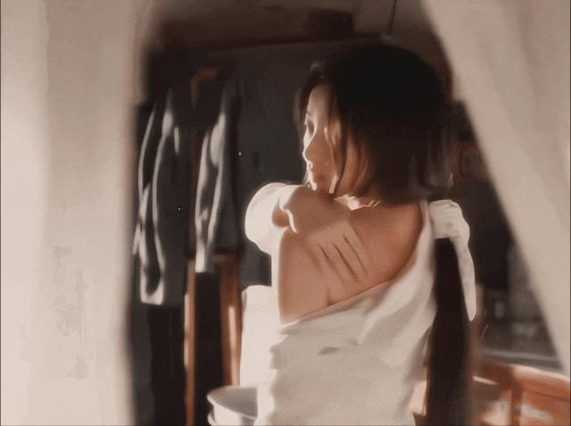 没非过也没丑过，朱珠的美貌和品位太能打了