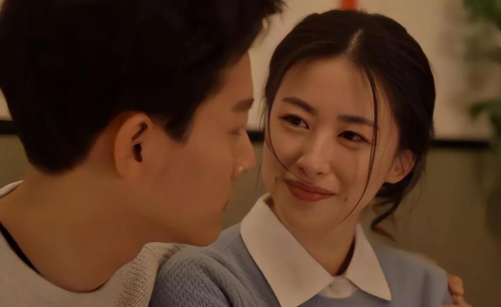 没非过也没丑过，朱珠的美貌和品位太能打了