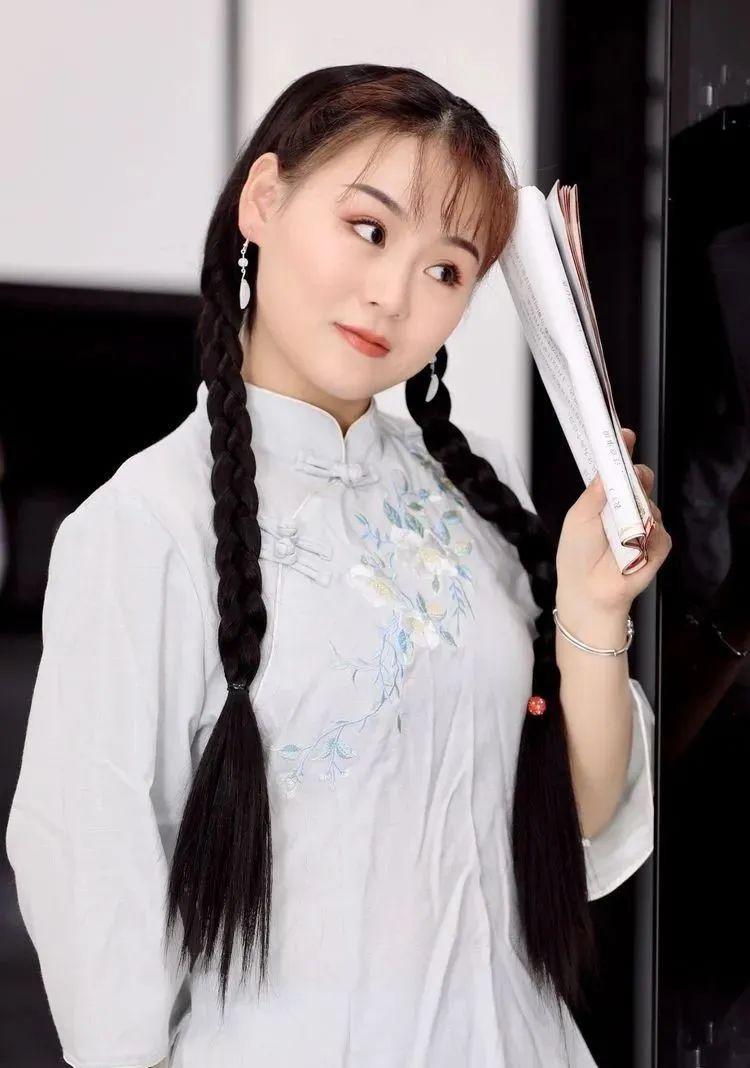 8.4亿，一个女演员，转动命运的齿轮