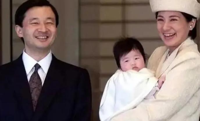 妈呀！刚办完婚礼就患抑郁症，还被逼着生孩子…