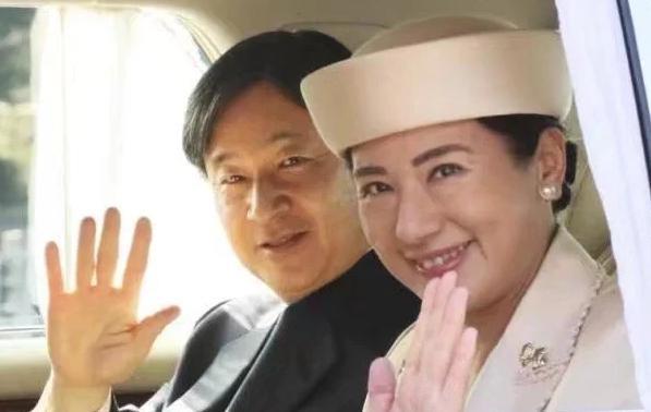 妈呀！刚办完婚礼就患抑郁症，还被逼着生孩子…