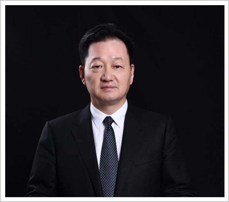 他，两年少了1000多个亿，今年要养7000万头猪