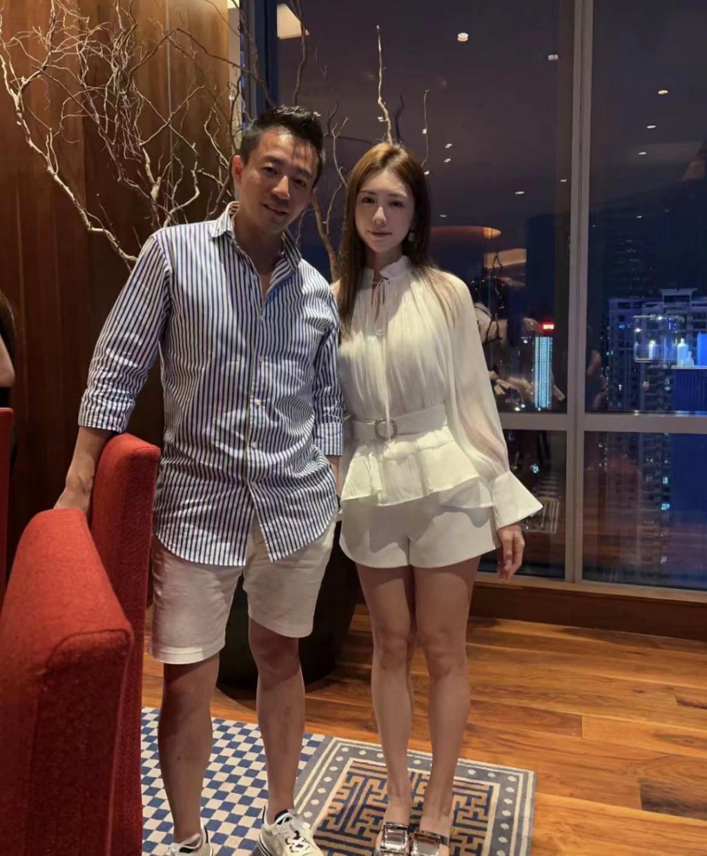 汪小菲和富婆合影，手肘放其胸前被指不妥，女方似林志玲