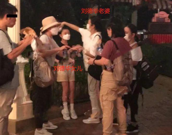 刘德华曝光11岁女儿画作，赞女儿是艺术家还遗传唱歌天分