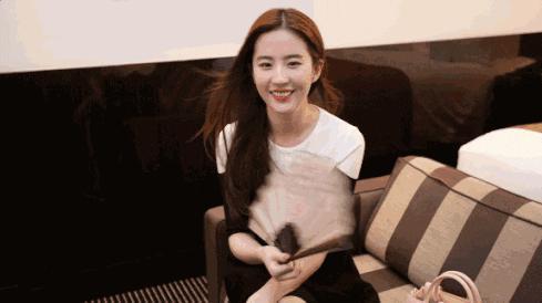 她爆的话，有的人要疯掉？