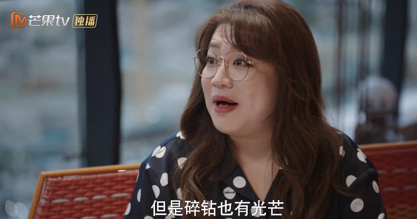 这么能装，他不嫌累啊？？