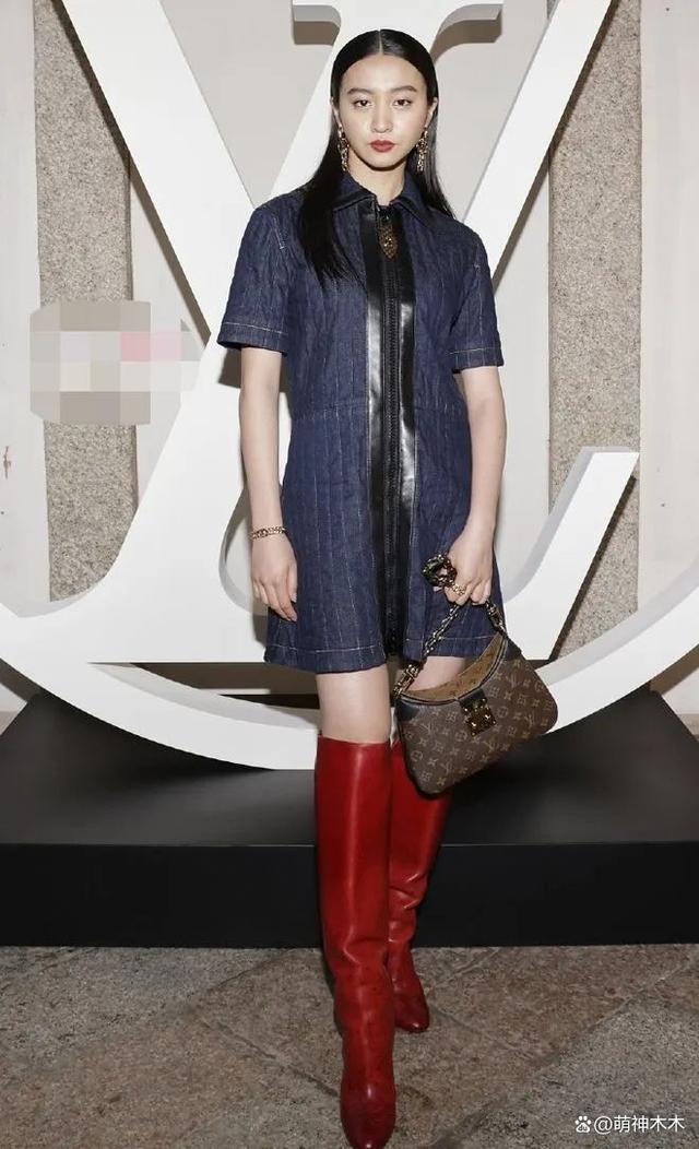 木村光希硬照翻车，发型贴头皮妆感显脏，鼻环透视装一言难尽