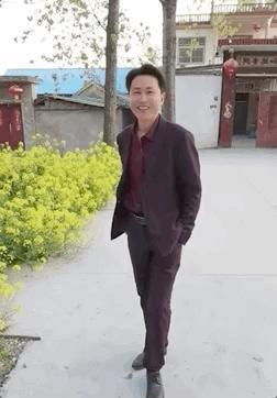 又土又甜的直男收割机，居然是中年人自己的易梦玲？