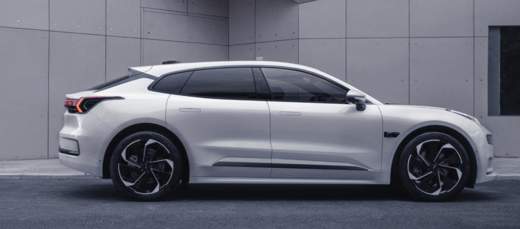 放弃燃油车的领克，高性能招牌还能立住吗？