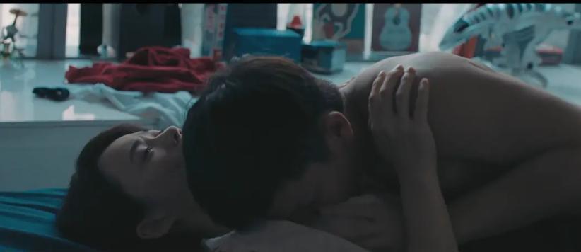 盲狙周冬雨刘昊然床戏才是可笑的