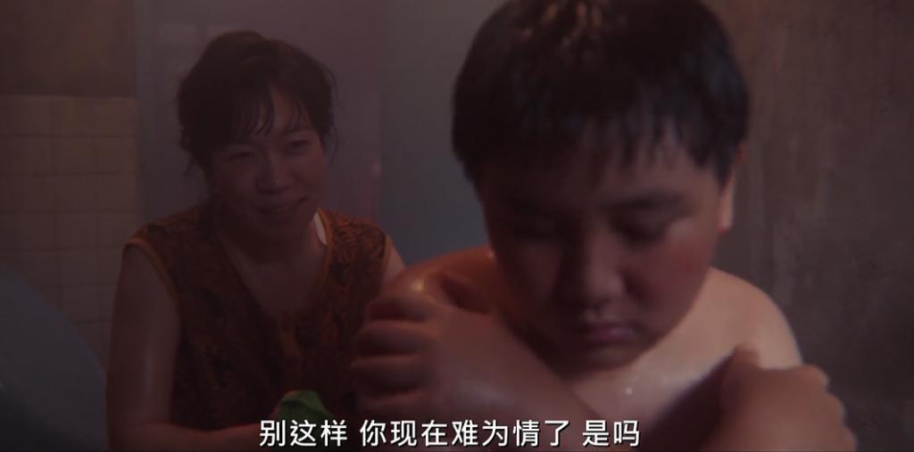 这假脸网红，不该被捧成国民偶像