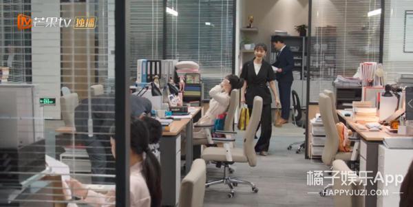 这么夸张？整部剧的人，一个比一个能装！