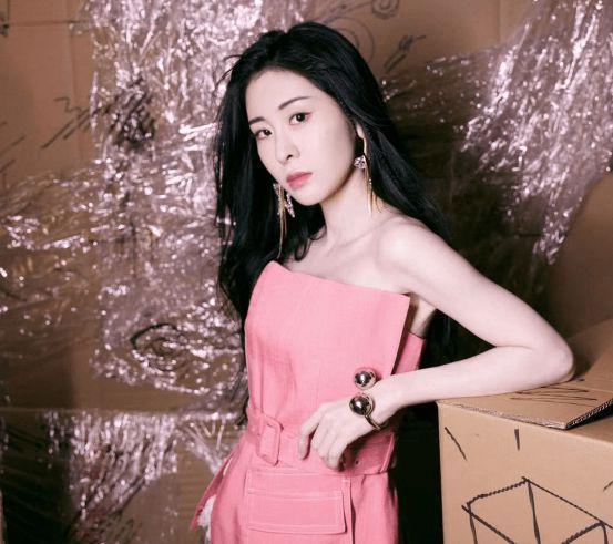 3000万买《好声音》冠军新进展，曝张碧晨4条线索都吻合