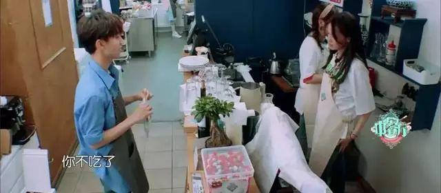 47岁舒淇，身材逆天了