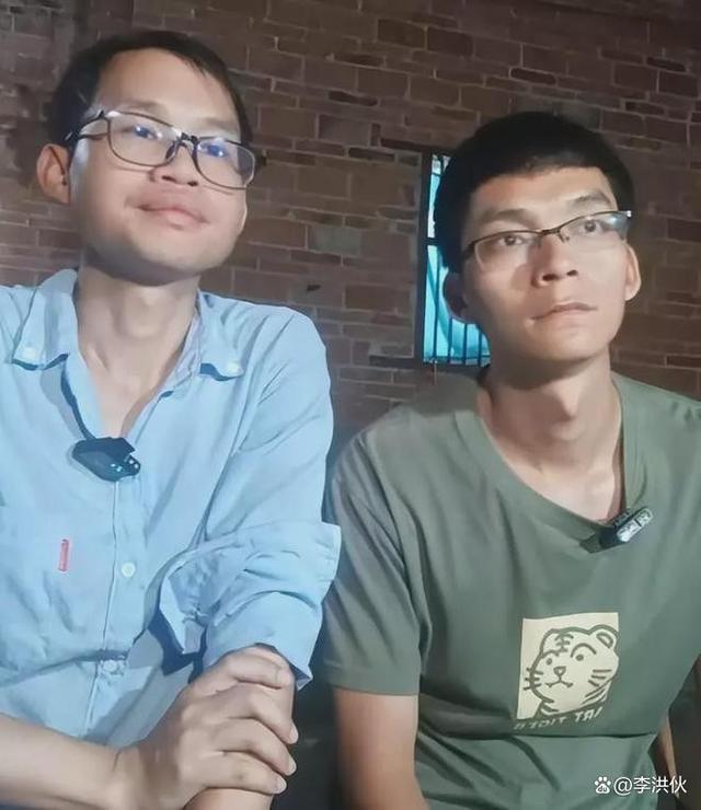 别人笑他太疯癫，他笑别人看不穿，唐尚珺决定继续复读