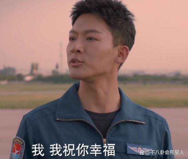 细节用心的年代大剧！演员不化妆，毛衣起球，男主“拖后腿”