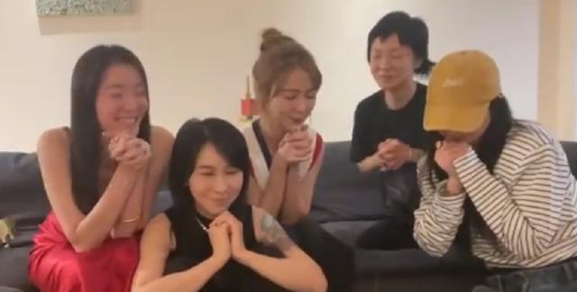 郭采洁晒纯玉疯合体视频 薛凯琪赵梦齐溪谭维维集体许愿