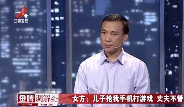 张柏芝16岁儿子近况公开，网友：谢霆锋是怎么当爸爸的？