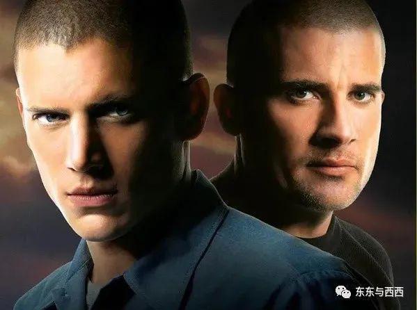 一手打造巨星女儿，母女处成闺蜜，56岁的她太会当妈了！