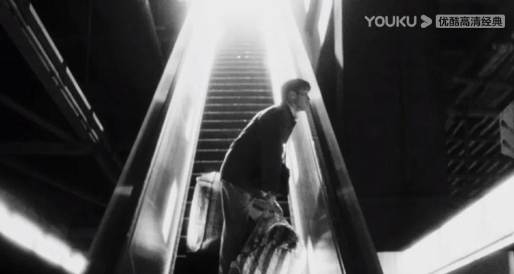 成功多年以后，这种爱情却引得全网避雷？