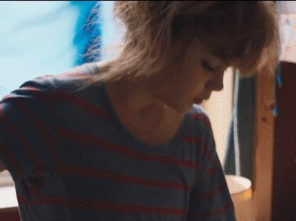 抱歉，这性感美女的样子，让我恶心