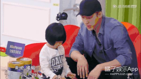 还记得那个被王嘉尔抱在怀里的小女孩吗？她现在变这样了？